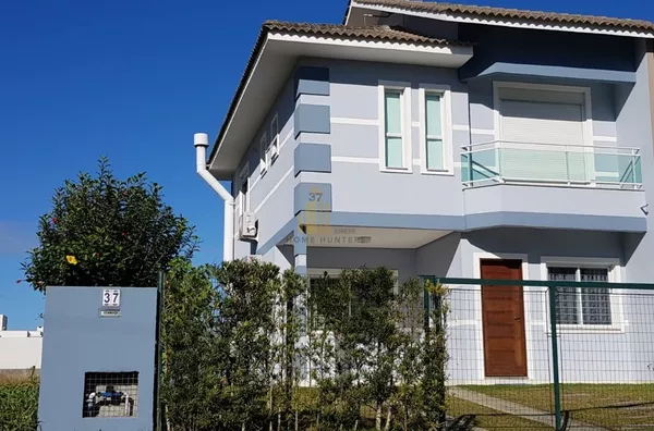 Excelente casa 3 suítes, na Cachoeira do Bom Jesus.