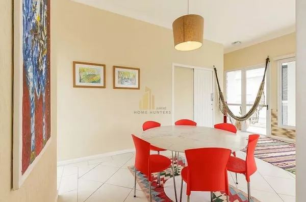 Excelente cobertura duplex em Jurerê