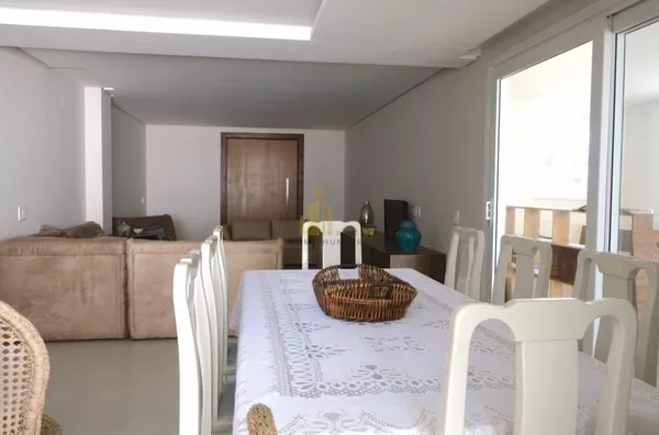 Linda casa na Avenida dos Bonitos , perfeita para férias em família.