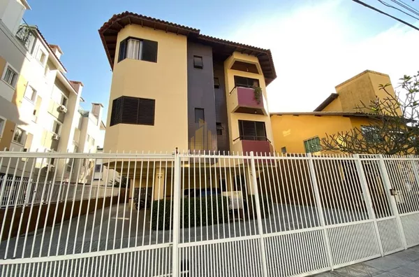 Excelente apartamento em Jurerê. 