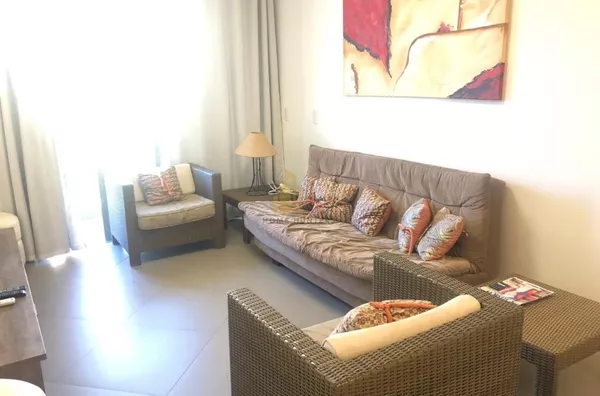 Lindo apartamento no Jay, 3 dormitórios, sendo 1 suíte, a 150 mts do mar