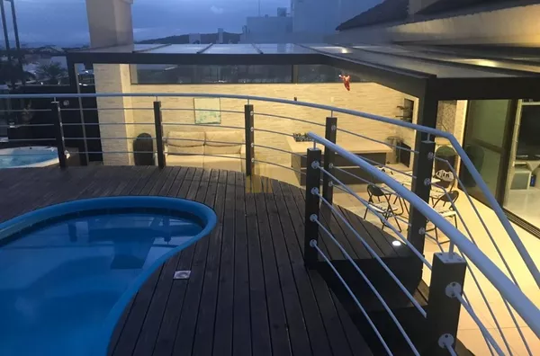 EXCELENTE COBERTURA EM JURERÊ