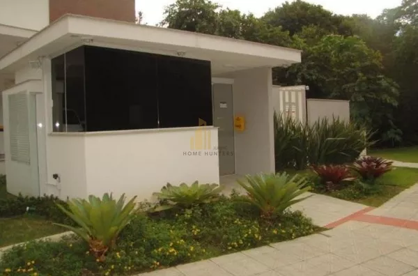 Lindo apartamento semi mobiliado.