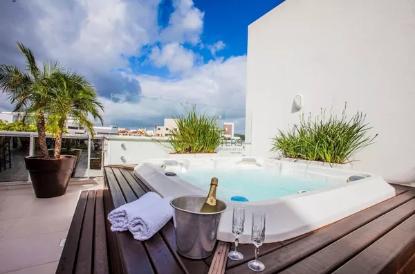 Linda Cobertura com Jacuzzi Para temporada