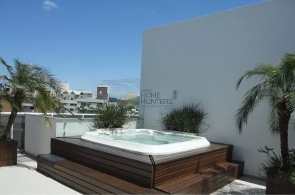 Linda Cobertura com Jacuzzi Para temporada