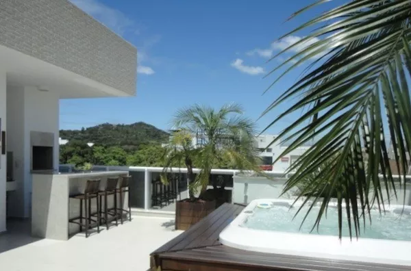 Linda Cobertura com Jacuzzi Para temporada