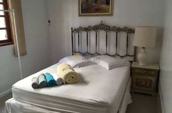 Linda casa com Piscina a 400m do mar 