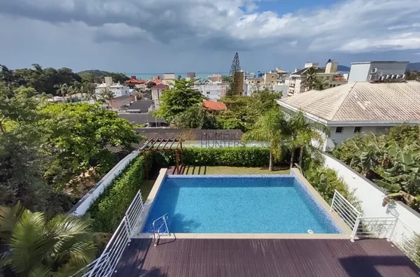 Lindo semi mobiliado 2 dorm,1 suítes, 400 metros do mar..