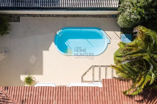 CASA 10 DORMITÓRIOS EM JURERÊ INTERNACIONAL