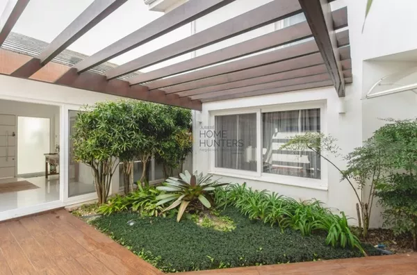 Excelente casa frente mar 