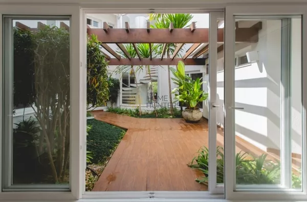 Excelente casa frente mar 