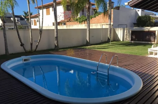 Ótima casa em Jurerê para passar as ferias 