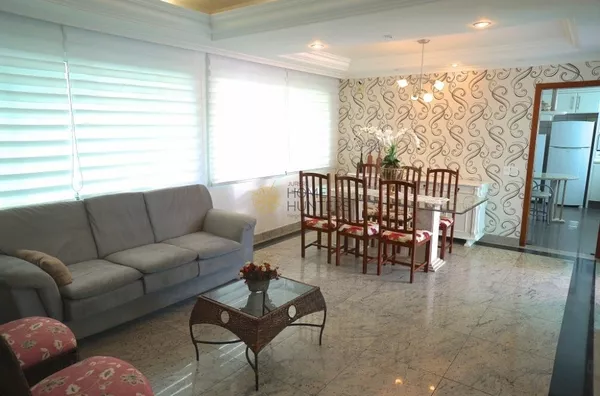 Casa Alto Padrão com Hidromassagem em Jurerê