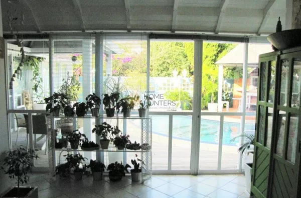 Casa alto padrão em Jurerê á 300m do mar