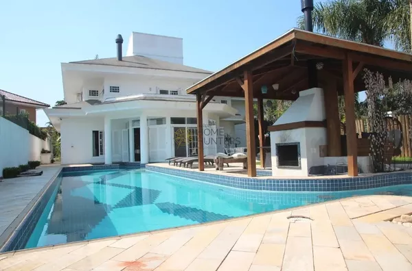 Temporada, Excelente mansão em Jurerê Internacional.