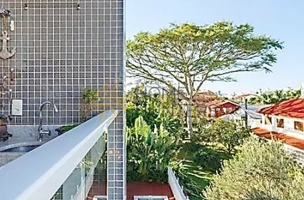 EXCELENTE APARTAMENTO DE 3 DORMITÓRIOS EM JURERÊ