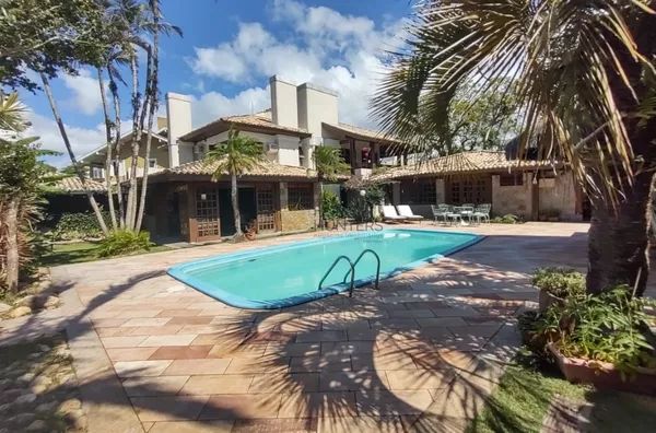 Linda casa para  temporada.