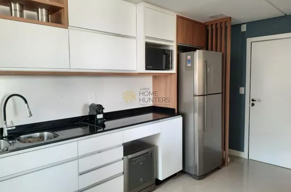 EXCELENTE APARTAMENTO 2 SUÍTES EM JURERÊ INTERNACIONAL