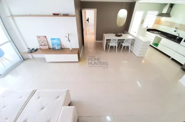 Venda, Belíssimo apartamento em Jurerê Internacional.