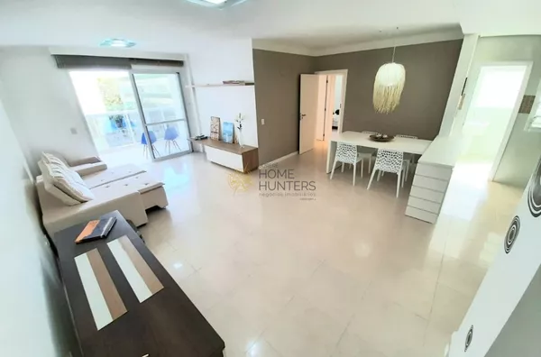 Venda, Belíssimo apartamento em Jurerê Internacional.