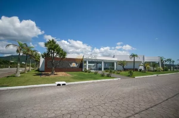 LINDOS TERRENOS EM GAROPABA INTERNACIONAL