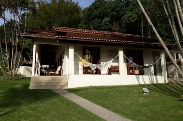 EXCELENTE CASA PARA TEMPORADA E MENSAL