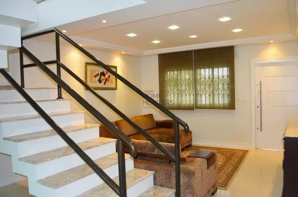 Casa para venda 3 quartos sendo 2 suítes com piscina