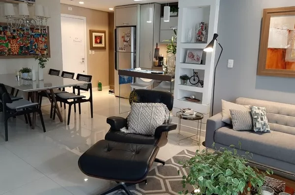 Apartamento 3 dormitórios / 1 Suíte 2 quadras do mar