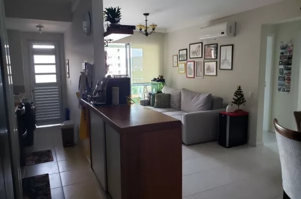 Apartamento 3 quartos com 2 vagas mobiliado em Trindade