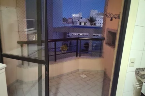 Apartamento para venda 1 suíte, varanda com churrasqueira em Canasvieiras