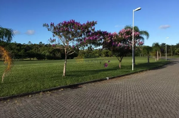 Terreno para venda no Condomínio Costão Golf