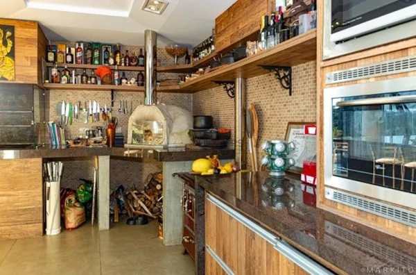 Espetacular Mansão em Condominio Fechado  de Florianopolis SC .