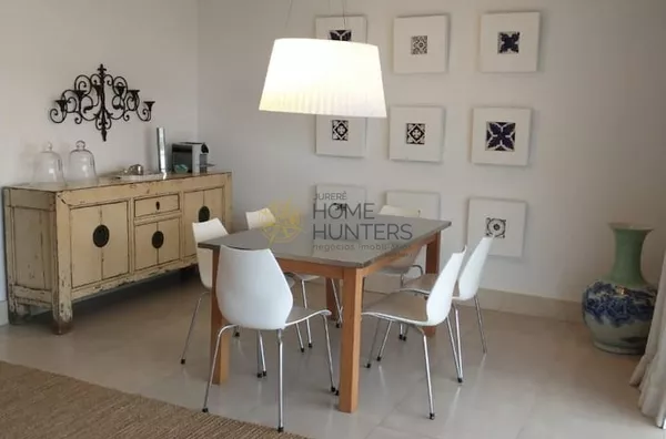 Apartamento no Arte Dell Aqua alto Padrão a 100m da praia 