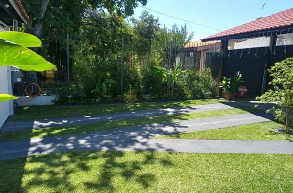 Casa para venda duplex com 3 quartos em Ponta das Canas