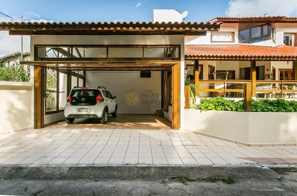 Casa para venda 4 quartos com lazer nos Ingleses