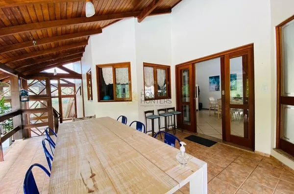 Casa para venda 4 quartos com lazer nos Ingleses