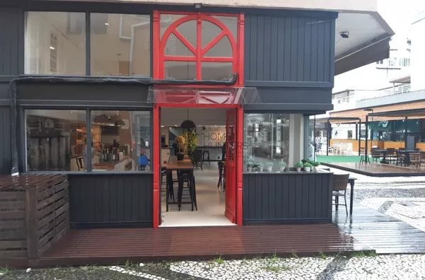 Loja comercial para venda mobiliada para padaria em Jurerê