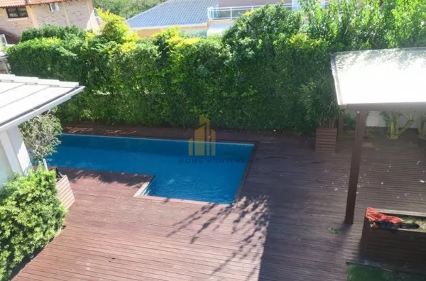 Excelente casa à 300 metros da praia.