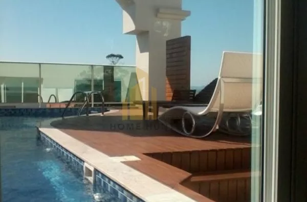 Cobertura 4 suítes, 4 vagas, com vista mar.