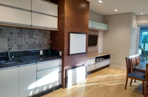 MANSÃO 5 SUÍTES MOBILIADA.