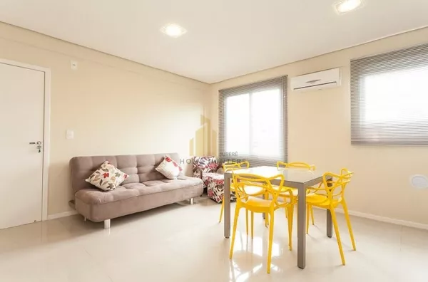 Lindo mobiliado 1dorm 80 metros do mar..