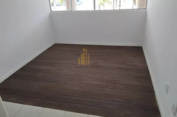 Excelente sala comercial em Jurere