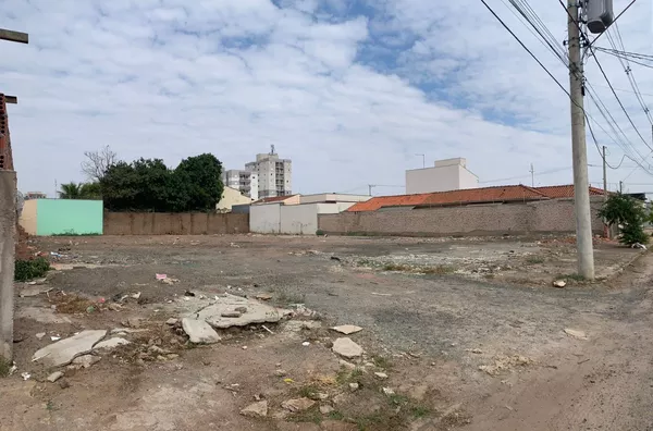 TERRENO BAIRRO PARQUE UNIVERSITÁRIO