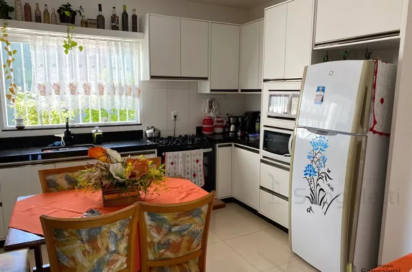 ÓTIMA CASA A VENDA NO IDALINA SCARIOT