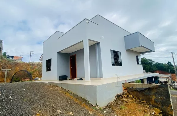 CASA COM LAJE NO IDALINA SCARIOT