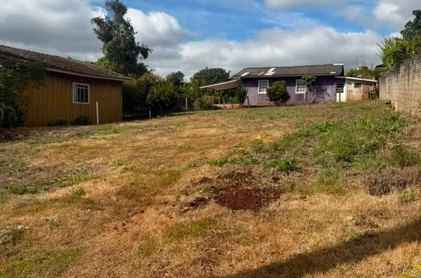 TERRENO NA AVENIDA GETULIO VARGAS