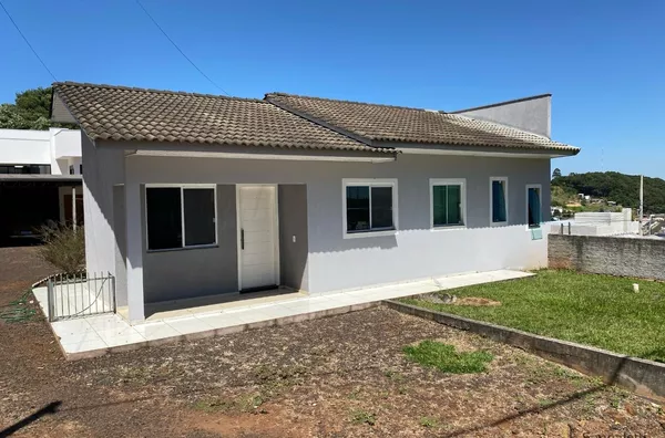 CASA NO CONDOMÍNIO IBATÉ 