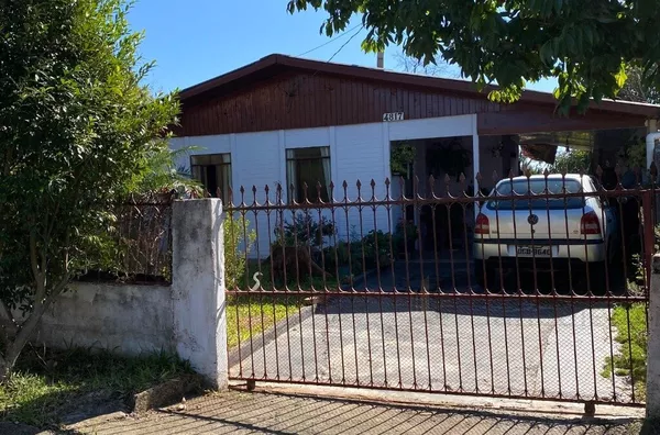 CASA NO SÃO SEBASTIÃO