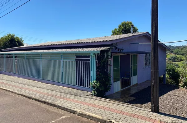 CASA DE ESQUINA NO NOSSA SENHORA APARECIDA 