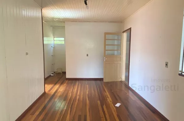 CASA PARA LOCAÇÃO A 3 QUADRAS DO CENTRO